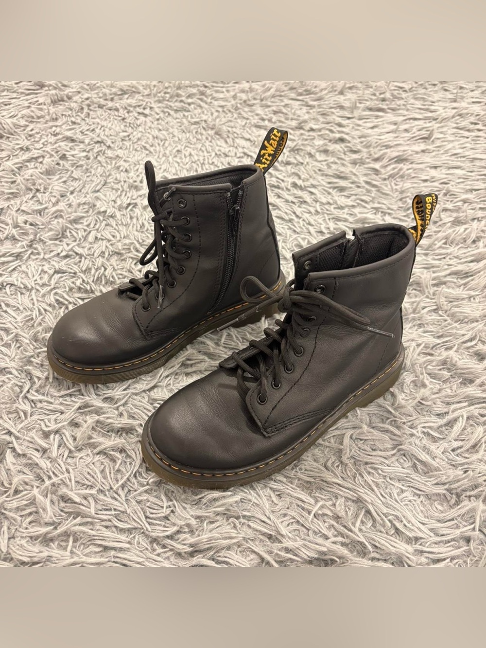 Dr. Martens Kids Airwair 1460 J Black Leather Lace Up Boots Size 3 Zip Gorpcore